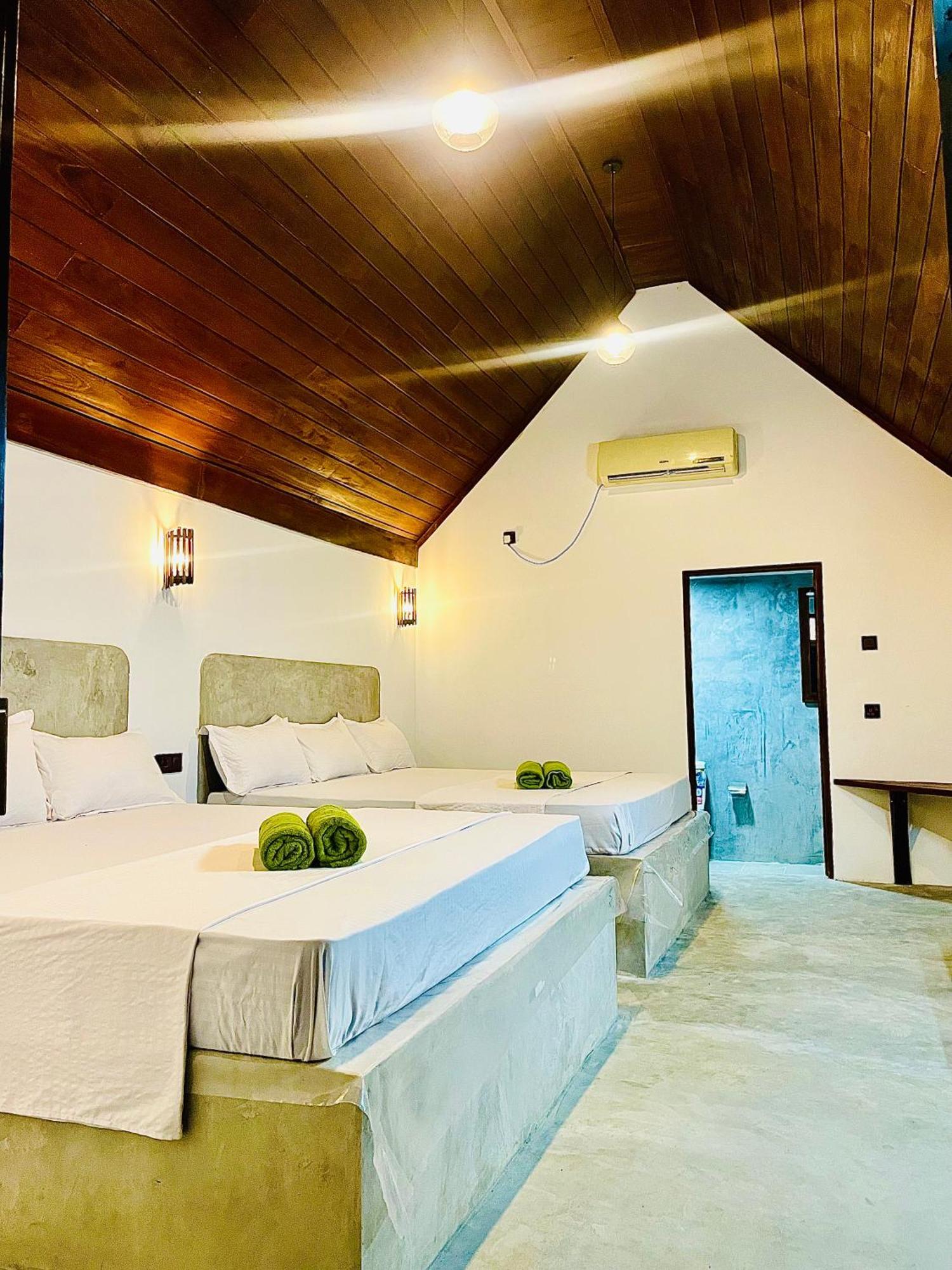 Отель Udawalawa Safari House Удавалаве Экстерьер фото