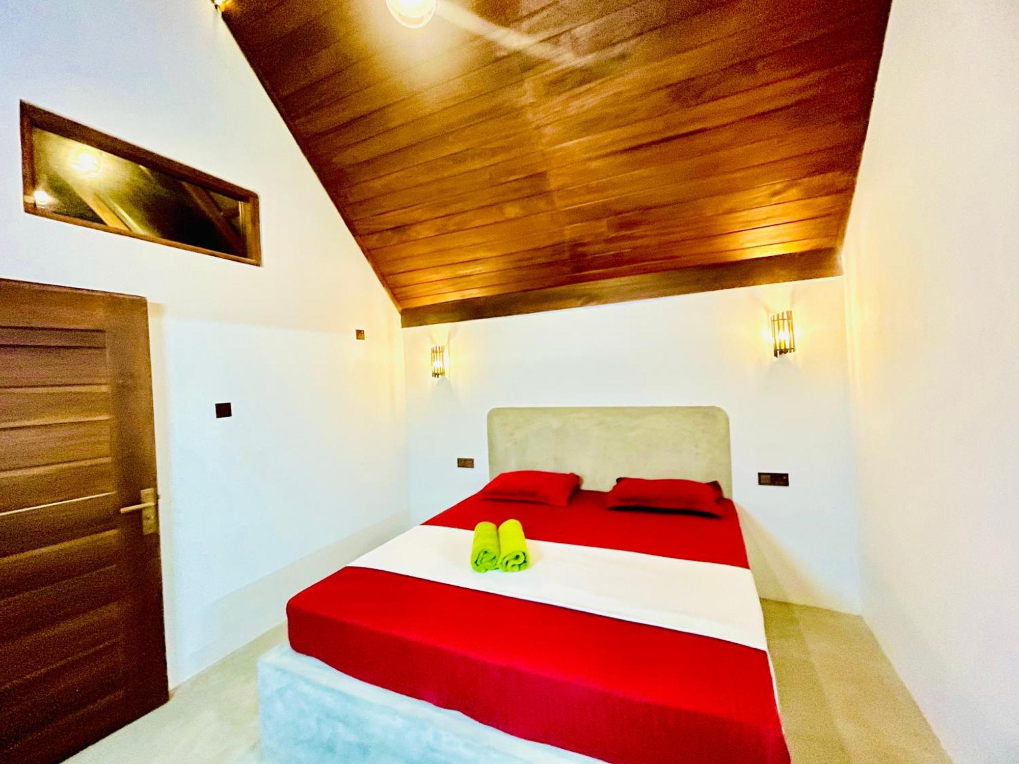 Отель Udawalawa Safari House Удавалаве Экстерьер фото